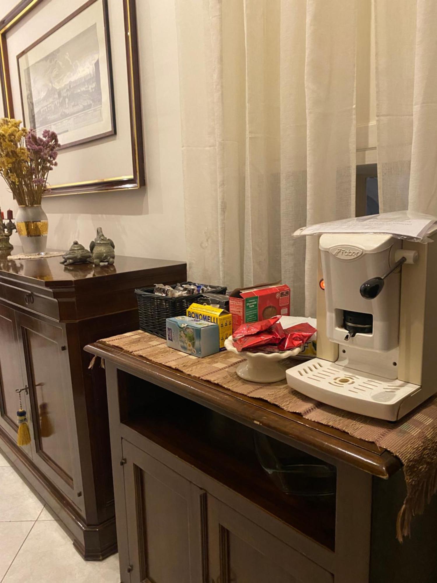 Bed & Breakfast Plebiscito Home Napoli Eksteriør billede