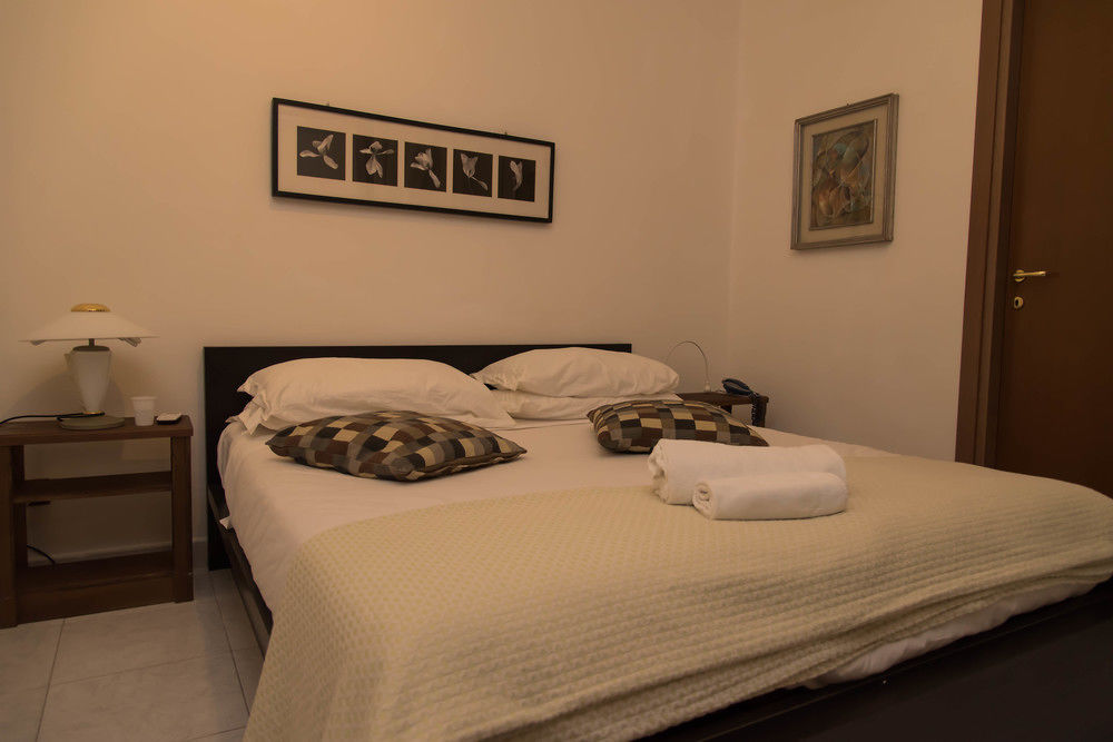 Bed & Breakfast Plebiscito Home Napoli Eksteriør billede